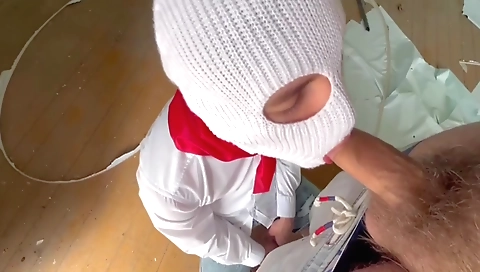 Hawt sweetheart takes in the fores lodged cum