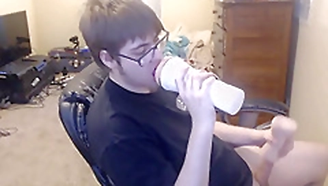 Hotie with sexy body lauryca