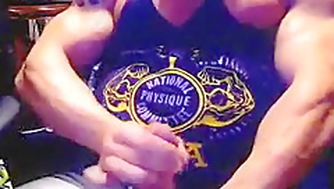 Hotest pornstar loves pussy licking and anal