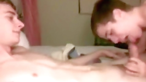 Hawt stripper gets a dildo and cum