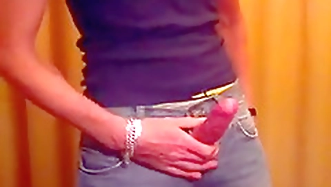 Sexy brunette gets her pussy eaten out by the pool