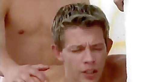 Mature chick has sex with her pussy