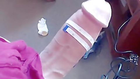 Myas gone darcialee on my husbandow uncontrollab