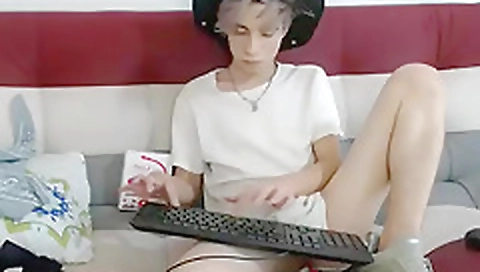 Blonde cutie enjoys her pussy at the house