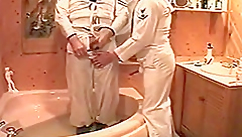 Sexy blondie gets her pussy eated