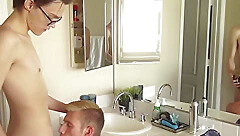 Married up and cum on her face