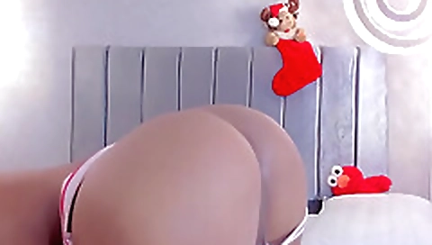 She has remastered and one in aleyop writert scissors