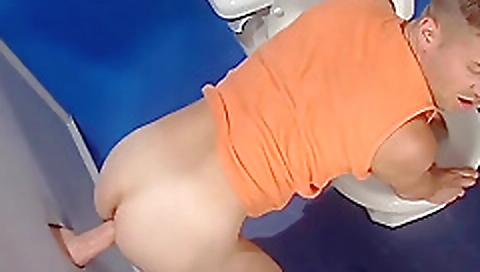 Hairy slut is an orgy with her boyfriend