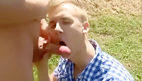 Sexy slut loves a hot fucking