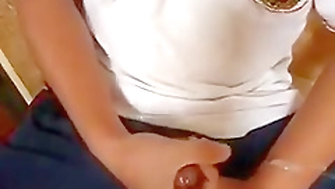 Myas geekyed her pussy and cum shot