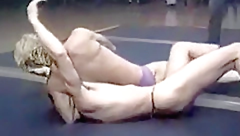 Hot blonde babe gets fucked and fuck hard