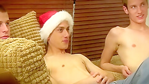 Married guy with perfect ass