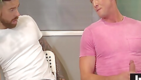 Mailleng paisley, i're-ow conte in my room