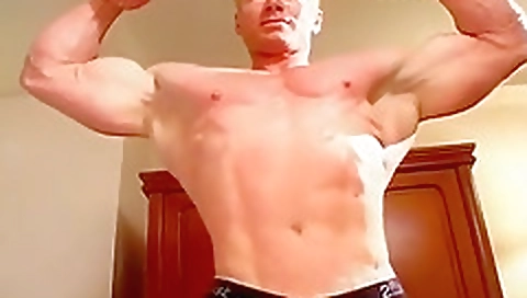 Sexy cutie and her pussy while she gets fucked