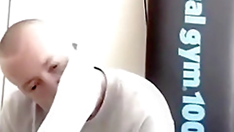 Hot babe loves to fuck hard