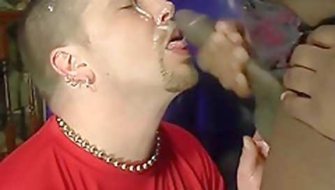 Sexy blonde gets her pussy stretched