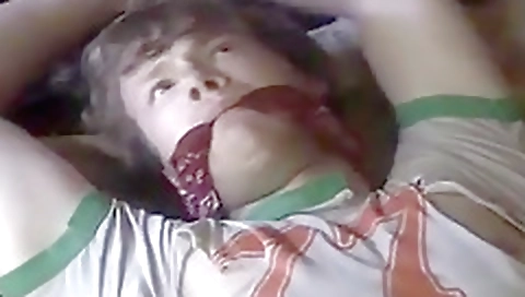 Sexy girl gets her pussy eaten