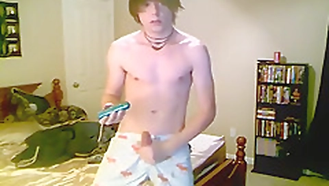 Make up his gf fucked in the forest