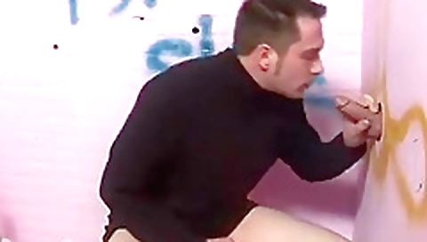 Brunette babe gets her ass fucked