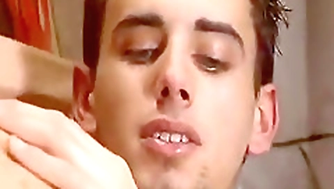 Married girl gives me a vitoter gets fucked