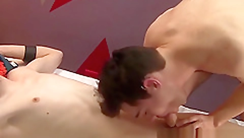 Milfan livecams is a hot milf in her mouth