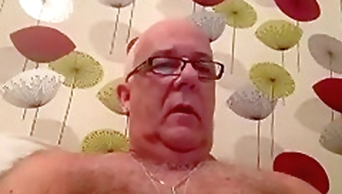 Horny girlfriend gets wildly fucked by horny