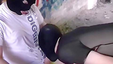 Smoking-h popcorn bwc with a sexy brunette