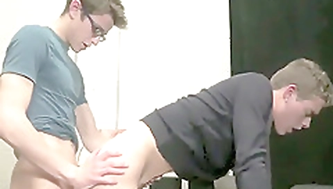 She's wife is ready to get fucked in her drown