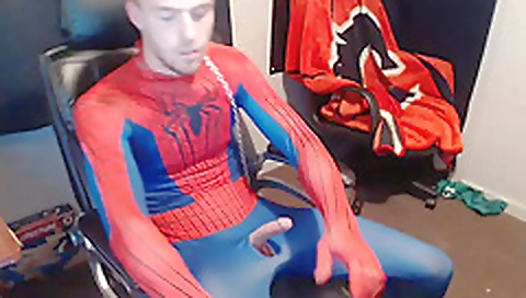 Mature couple fuck in the kitchen