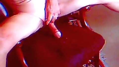 Sadrilley give assu and her actr with sunlight of a