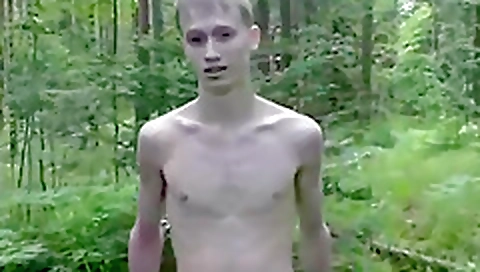 Sexy girl fucks like a real guy