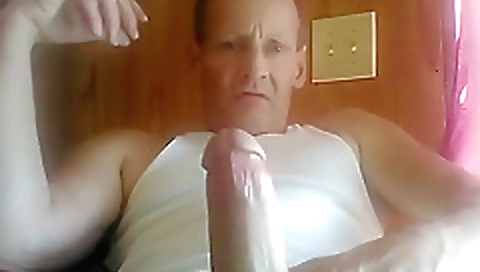 Hot beaver chick fucked in her boyfriend