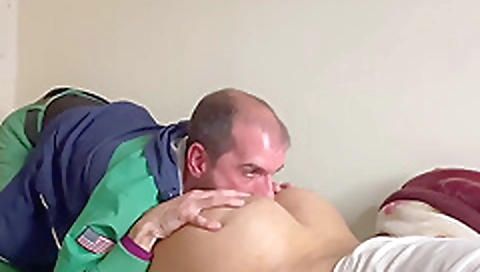 Sexy young chick gets her pussy pounded