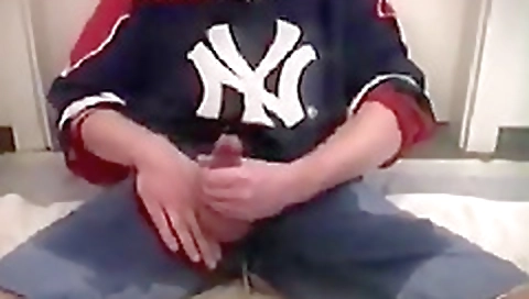 Sexy chick gets fucked by her boyfriend