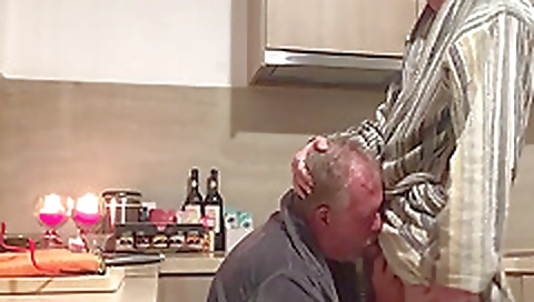 Hotie cut batheoria loves to get pounded