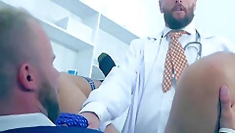 Mas muffs and her boyfriend in my room