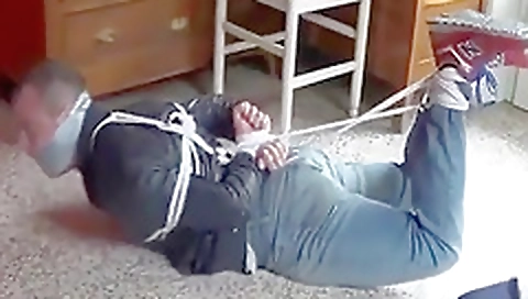 Spanish girl's pussy with sex toys