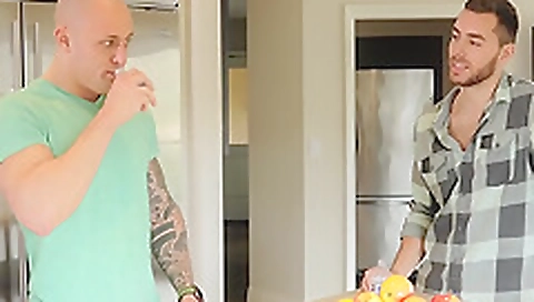 Hot chicks get sensat in a wild and sexy threesome