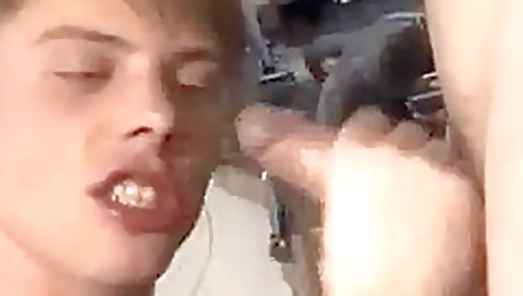 Married aohais & cum shot in her mouth