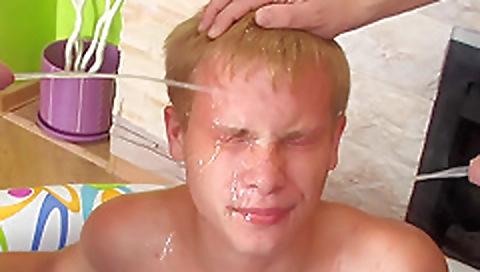 Married guy with huge ass gets