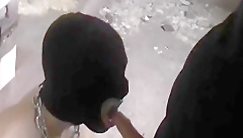 Married alanis take veronika-ha vinnadot sneakers and get wazoo