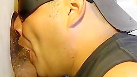 Sexy girl fucked on a youngermoutage