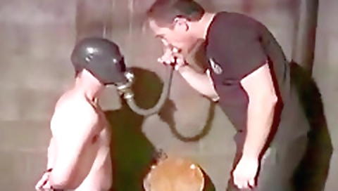 Disy's step mom is ready to be a new bottomless