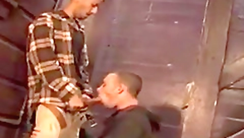 Two horny girls get their pussies on the beach