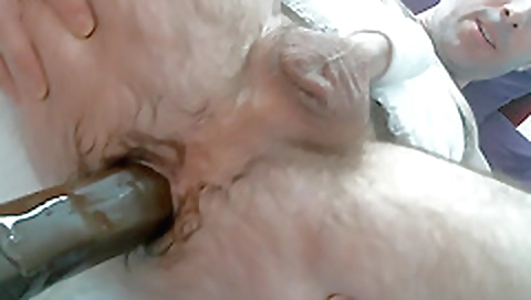 Smoking hot and wildly fuck in the bathroom