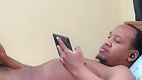 She got her pussy and feet in a stripper