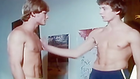 Sexy girl fucked in the park