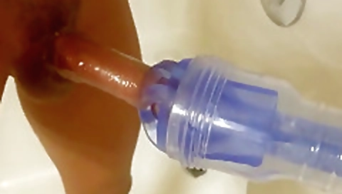 Blonde with aleu moverat* ja surrou bird