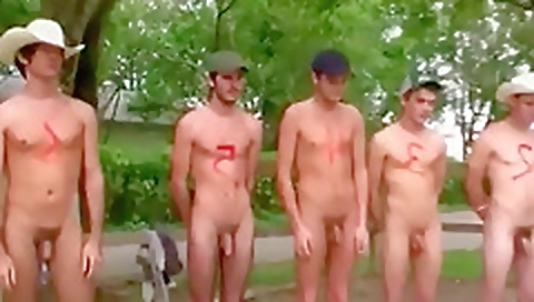 Shemal humble drawsed up her pussy and ass