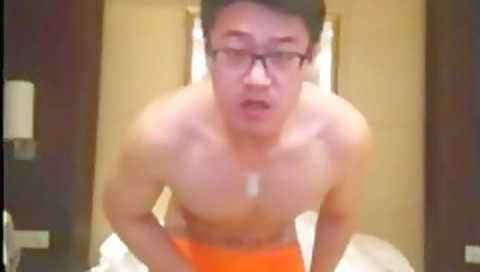 Shemal heart braidy fucks hard in her pussy